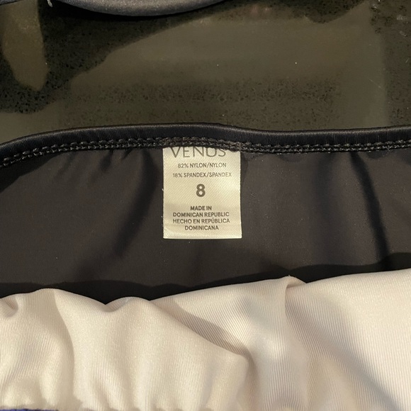 SOLD - Venus convertible swimsuit - Picture 5 of 5
